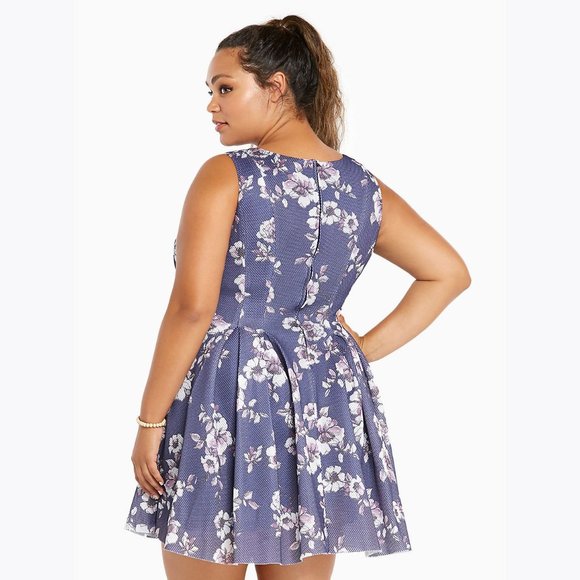 TORRID Navy Mesh Floral Print Pleated Dress sz 14 - Picture 10 of 11